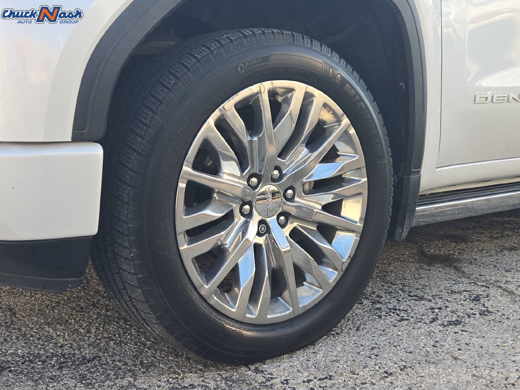 Used 2019 GMC Sierra 1500 Denali w/ Denali Ultimate Package AWD/4WD image 10