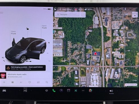 Used 2021 Tesla Model Y Long Range image 18