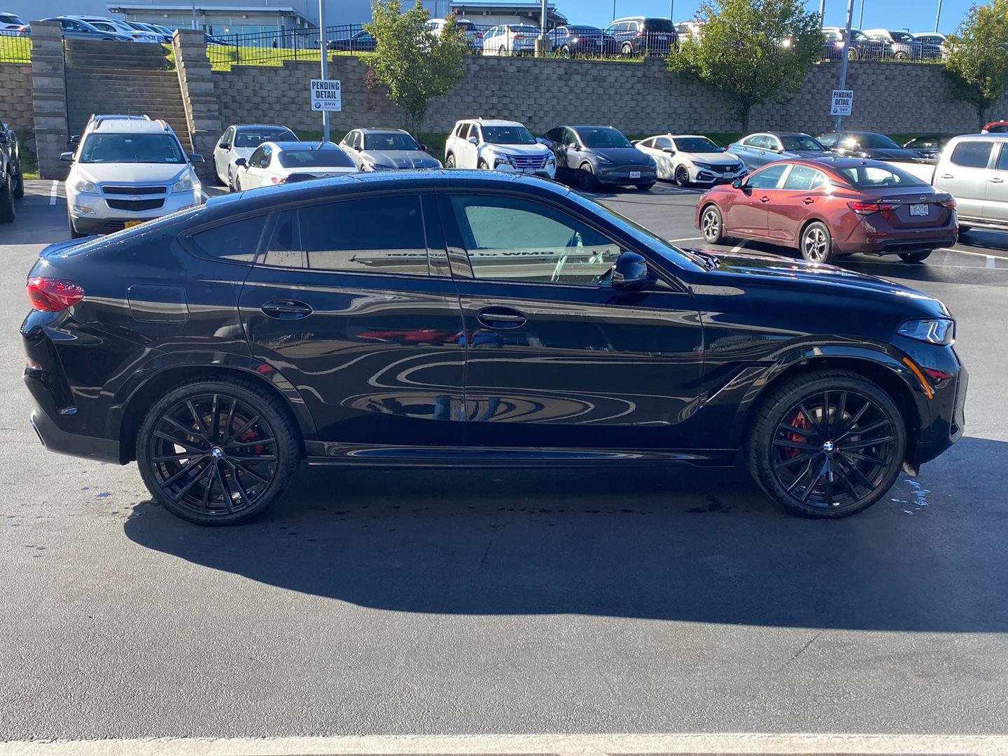 Used 2024 BMW X6 xDrive40i w/ Premium Package AWD/4WD image 2