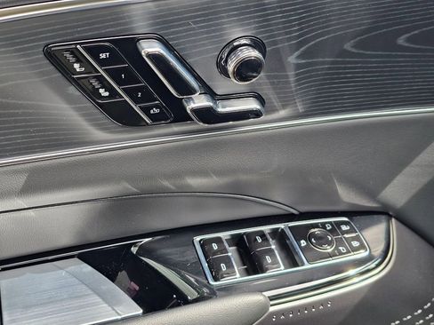 Used 2025 Cadillac Lyriq Sport RWD image 22