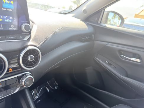 Used 2023 Nissan Sentra SV FWD image 32