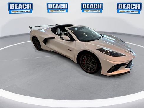 Used 2023 Chevrolet Corvette Stingray Premium Cpe RWD image 9