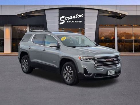 Used 2023 GMC Acadia SLE w/ Driver Convenience Package image 7