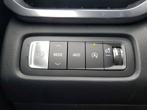 New 2026 GMC Acadia AT4 image 29