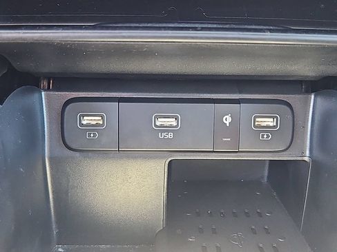 Certified 2023 Kia Sorento X-Line EX AWD/4WD image 19