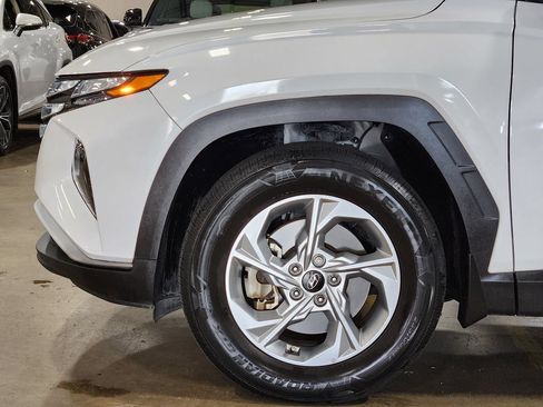 Used 2023 Hyundai Tucson SE FWD image 5