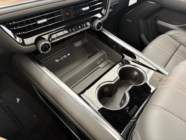 New 2026 Chevrolet Tahoe High Country AWD/4WD image 44