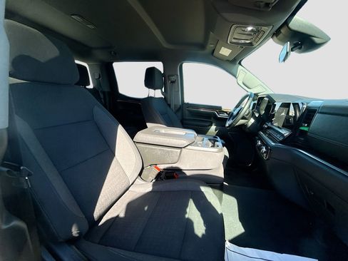 Used 2024 GMC Sierra 1500 Elevation w/ X31 Off-Road Package image 32