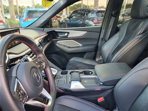 Used 2023 Acura MDX A-Spec image 17