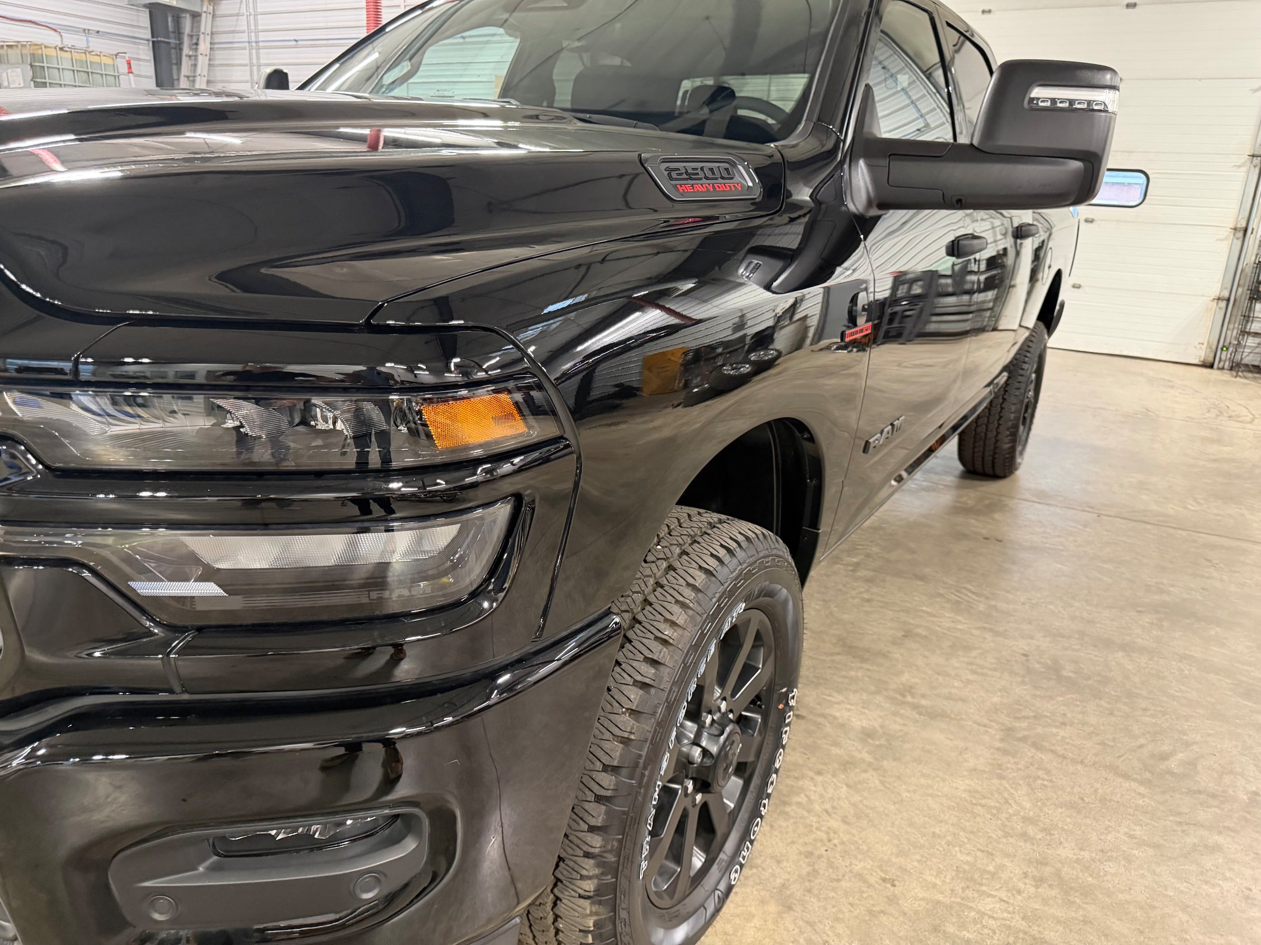 Used 2025 RAM 2500 Big Horn AWD/4WD image 38