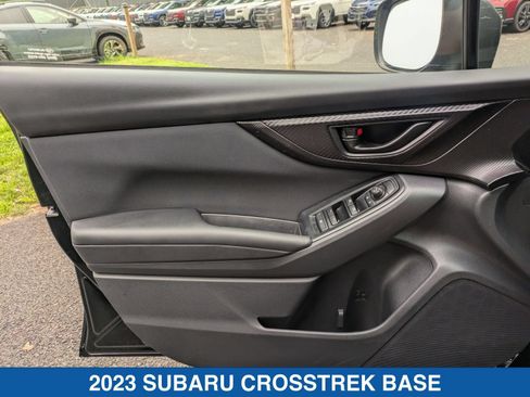 Used 2023 Subaru Crosstrek 2.0i AWD/4WD image 12