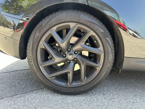 Used 2024 Land Rover Range Rover Sport SE image 7