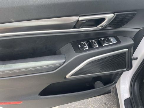 Used 2025 Kia Telluride S image 14