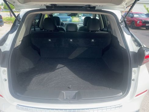 Certified 2022 Nissan Murano SV AWD/4WD image 11