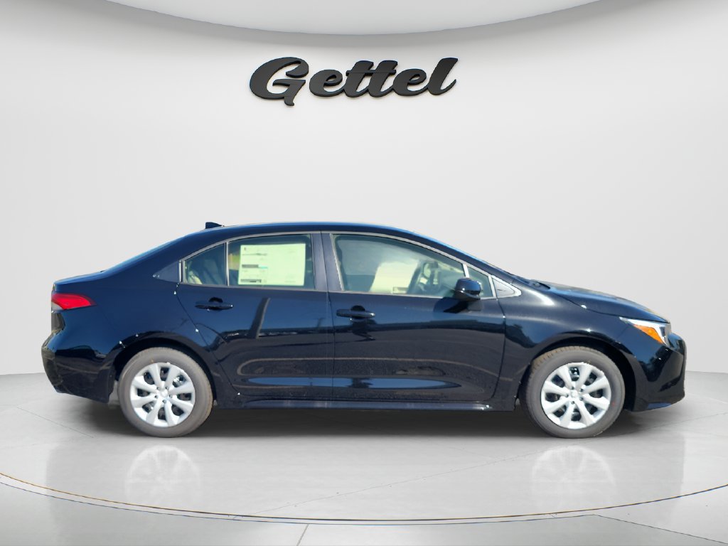 New 2027 Toyota Corolla LE FWD image 4