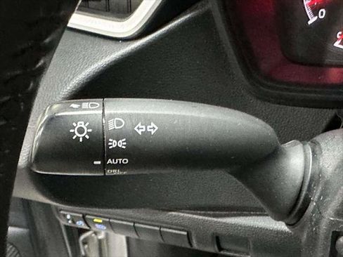 Used 2020 Toyota Corolla SE w/ SE Premium Package FWD image 29