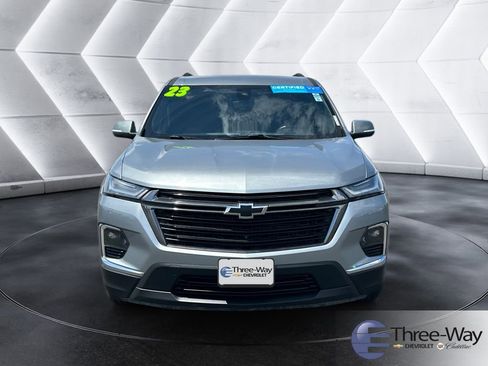 Certified 2023 Chevrolet Traverse LT FWD image 8