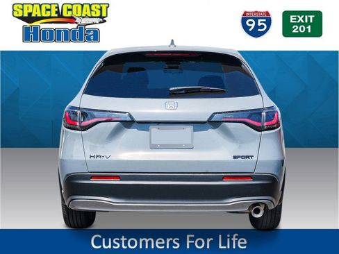 New 2026 Honda HR-V Sport image 3
