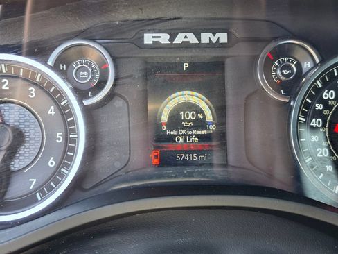 Used 2025 RAM 1500 Big Horn RWD image 10