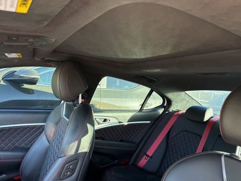 Used 2023 Genesis G70 3.3T w/ Sport Prestige Package image 7