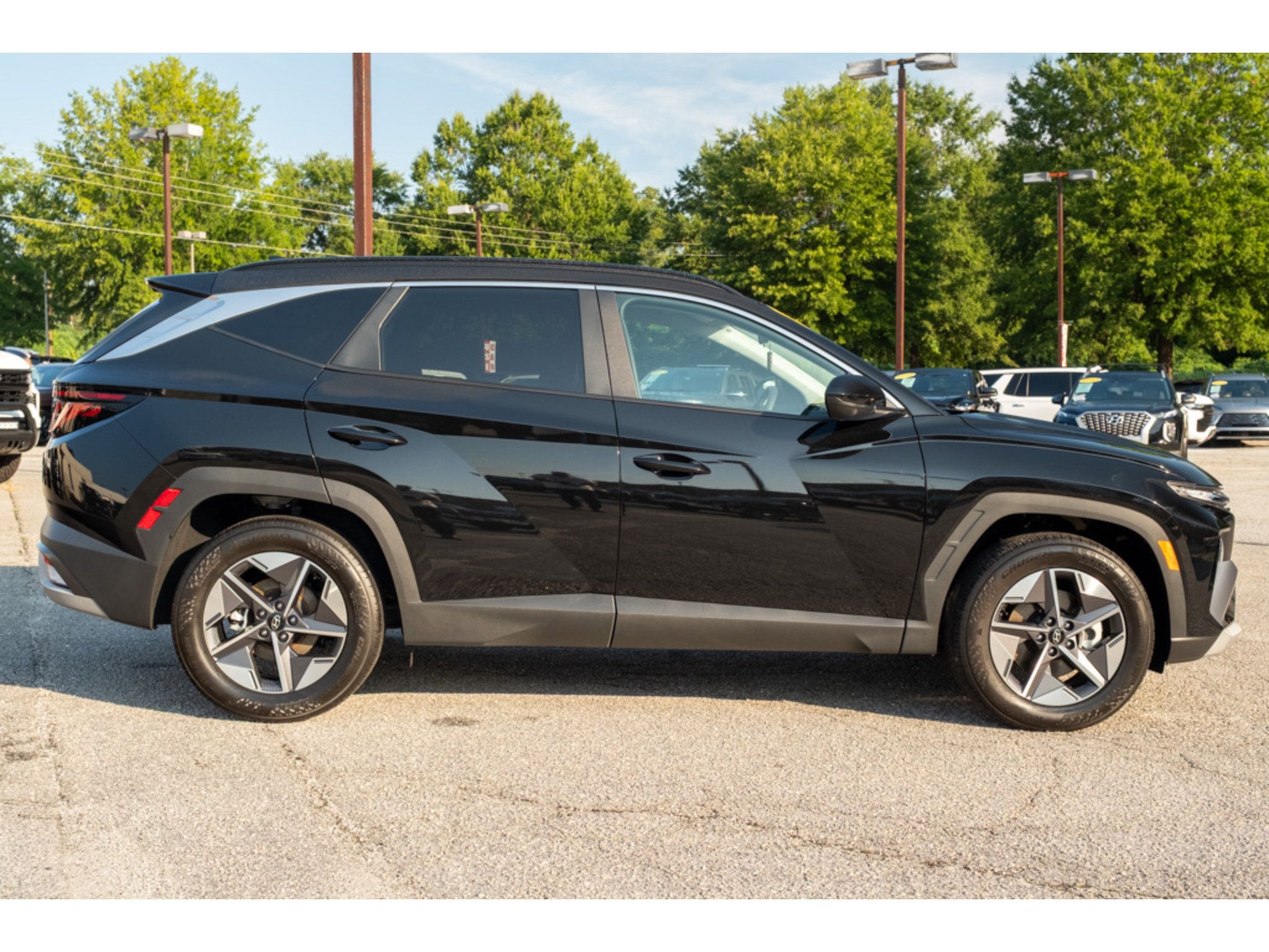 Used 2025 Hyundai Tucson SEL FWD image 9