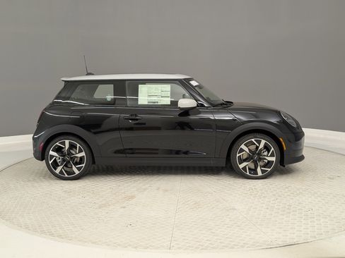 New 2026 MINI Cooper S image 5