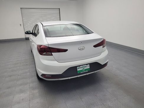 Used 2019 Hyundai Elantra SE w/ Cargo Package FWD image 6
