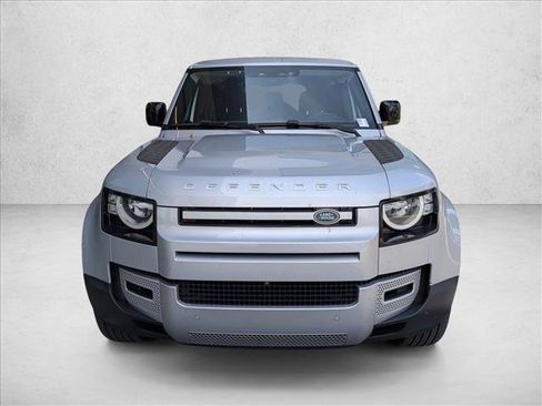 Used 2023 Land Rover Defender 110 AWD/4WD image 2
