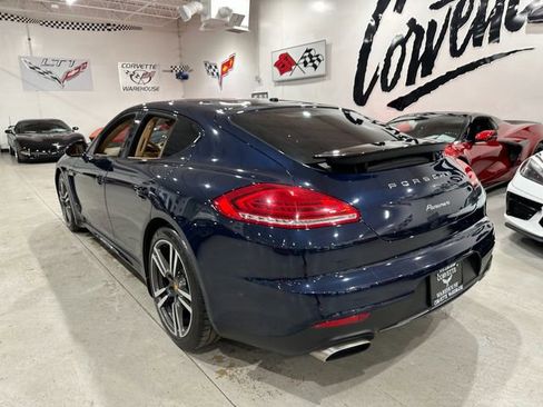 Used 2016 Porsche Panamera image 3