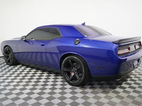 Used 2020 Dodge Challenger SRT Hellcat RWD image 3