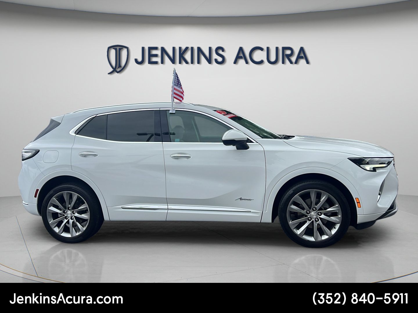 Used 2021 Buick Envision Avenir AWD/4WD image 2