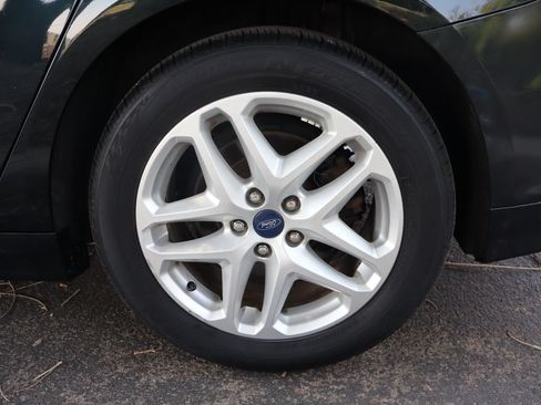 Used 2014 Ford Fusion SE FWD image 41