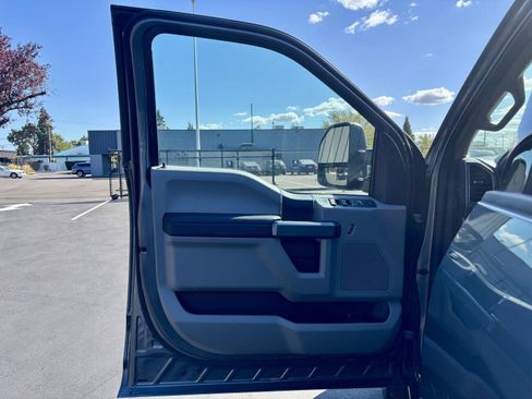 Used 2022 Ford F350 XLT w/ XLT Value Package AWD/4WD image 11