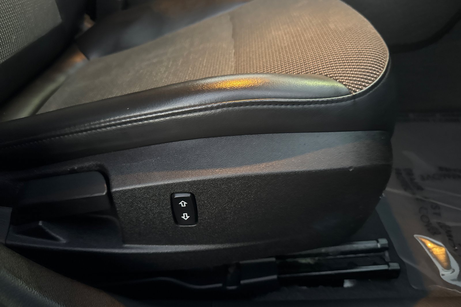Used 2016 Chevrolet Malibu LT w/ Power Convenience Package FWD image 23