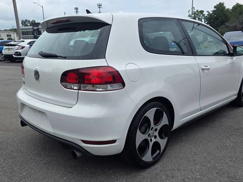 Used 2012 Volkswagen Golf 2-Door FWD image 5