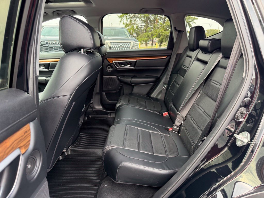 Used 2019 Honda CR-V Touring image 12