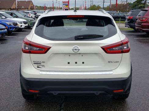 Used 2022 Nissan Rogue Sport SV AWD/4WD image 4