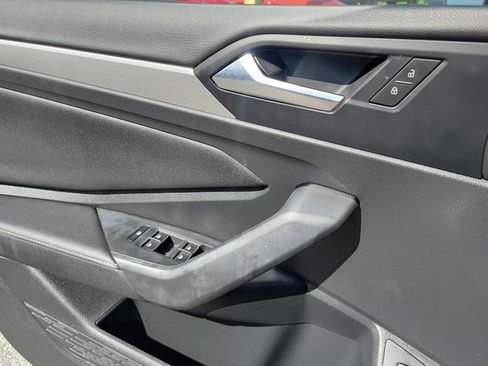 Used 2024 Volkswagen Jetta S FWD image 6