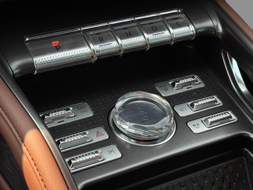 New 2026 Lincoln Nautilus Reserve AWD/4WD image 25