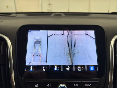 Used 2024 Chevrolet Equinox LT image 30