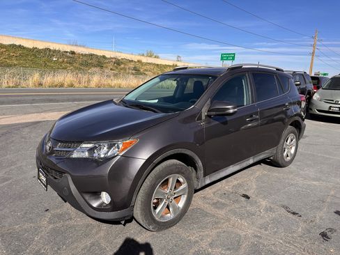 Used 2015 Toyota RAV4 XLE image 2