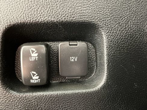 Used 2020 Ford Edge Titanium AWD/4WD image 31