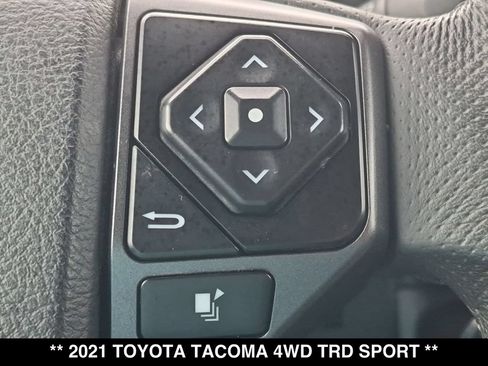 Used 2021 Toyota Tacoma TRD Sport AWD/4WD image 7