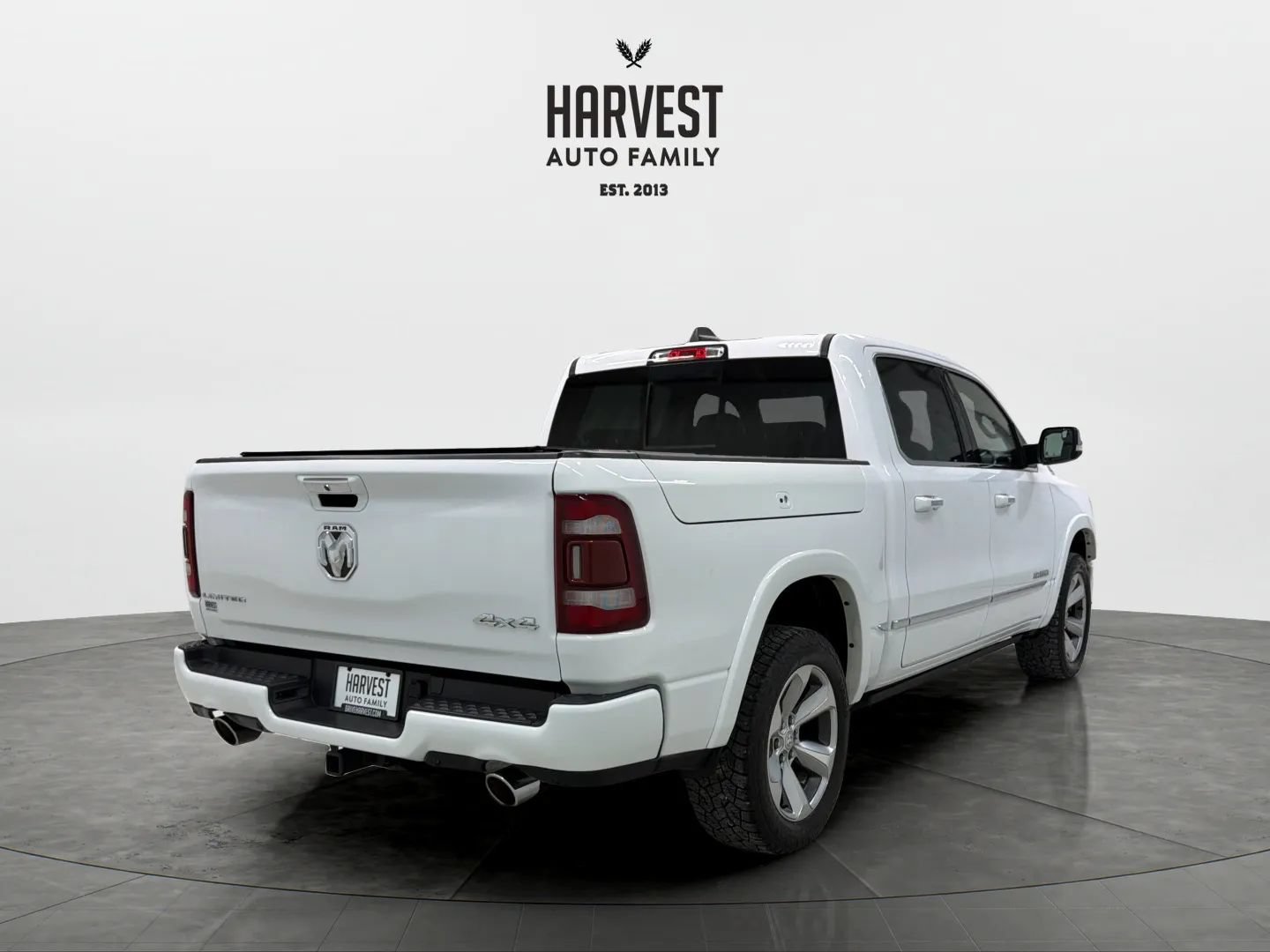Used 2021 RAM 1500 Limited w/ Body Color Bumper Group AWD/4WD image 6