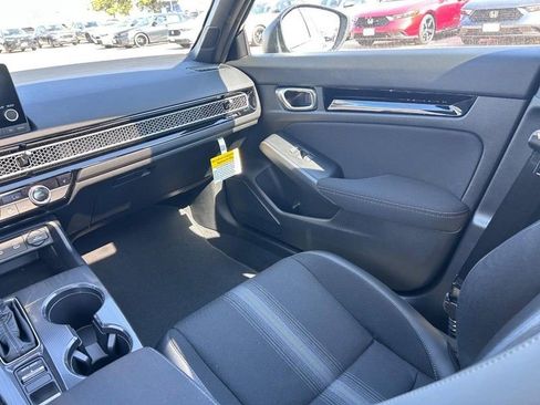 New 2026 Honda Civic Sport image 17