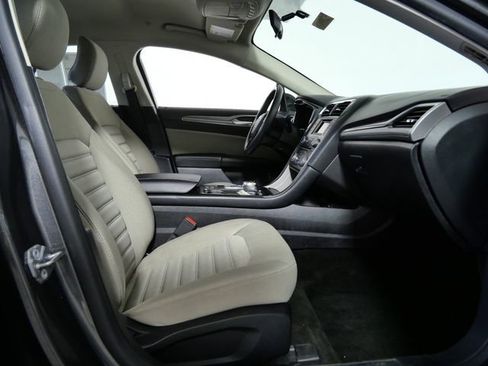 Certified 2018 Ford Fusion S FWD image 11