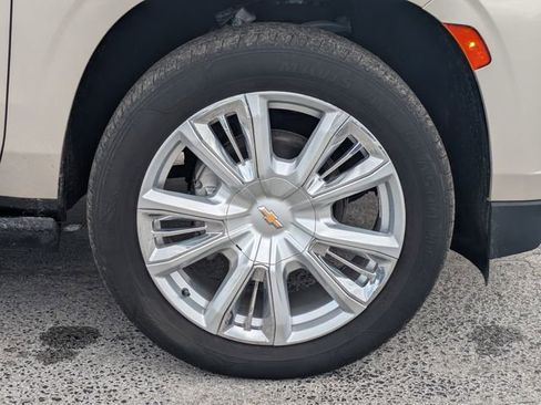 Used 2021 Chevrolet Tahoe High Country AWD/4WD image 12