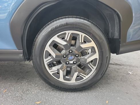 Certified 2025 Subaru Forester image 27