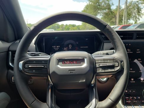 Used 2026 GMC Terrain AT4 w/ Convenience Package III AWD/4WD image 22