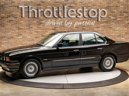 Used 1995 BMW 540i Sedan image 1
